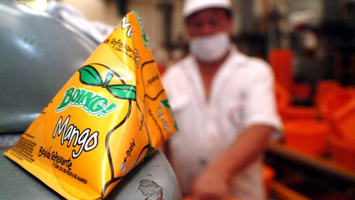 En un análisis, la Profeco estudio varios productos de jugos y bebidas de fruta que contienes bastante azúcar.