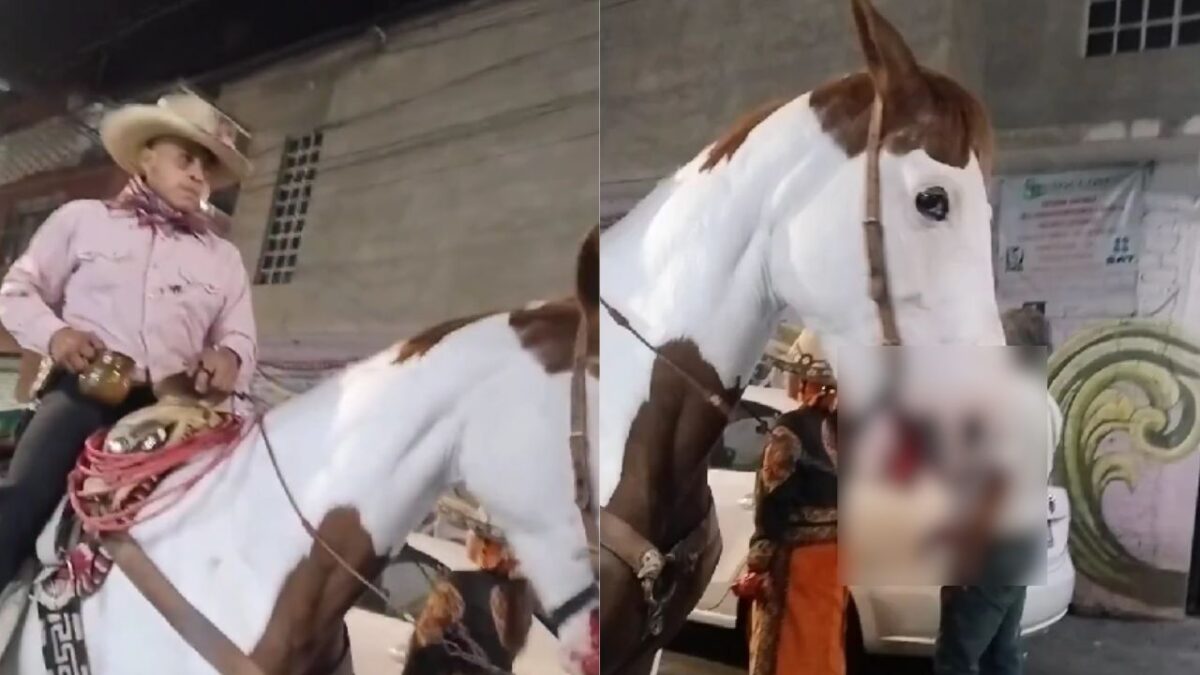 Denuncian presunto maltrato animal contra un caballo durante el carnaval de Iztapalapa.