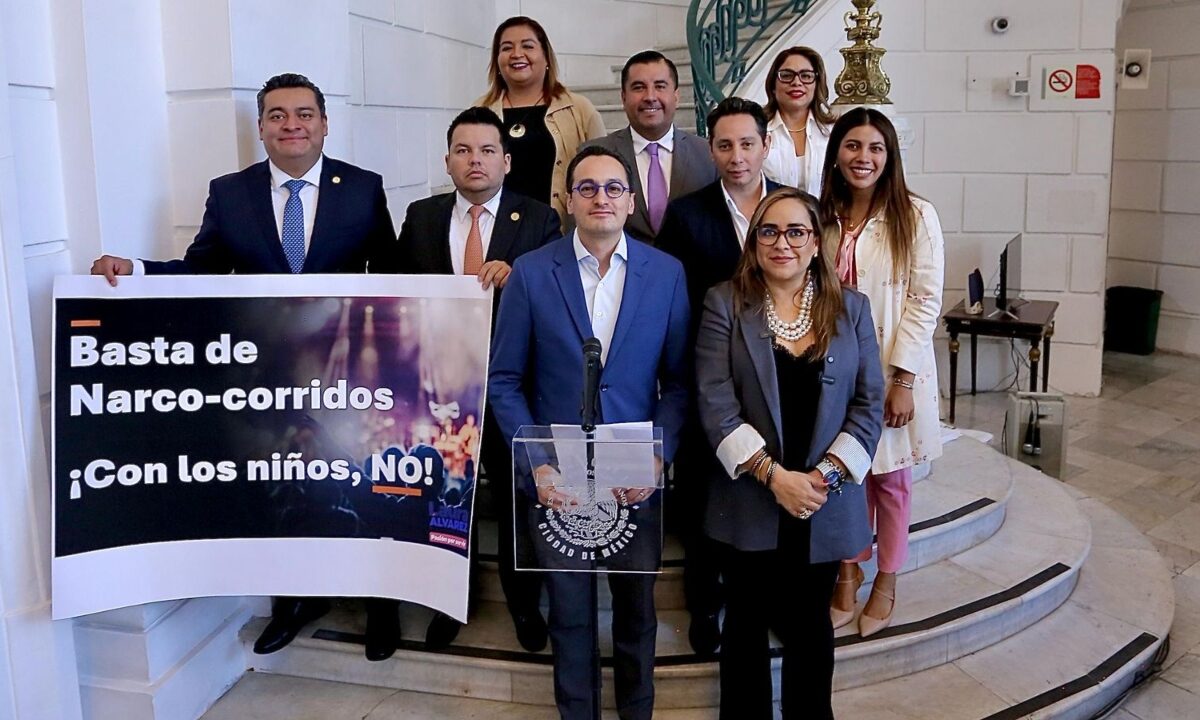 PAN busca prohibir narcocorridos y narcoseries