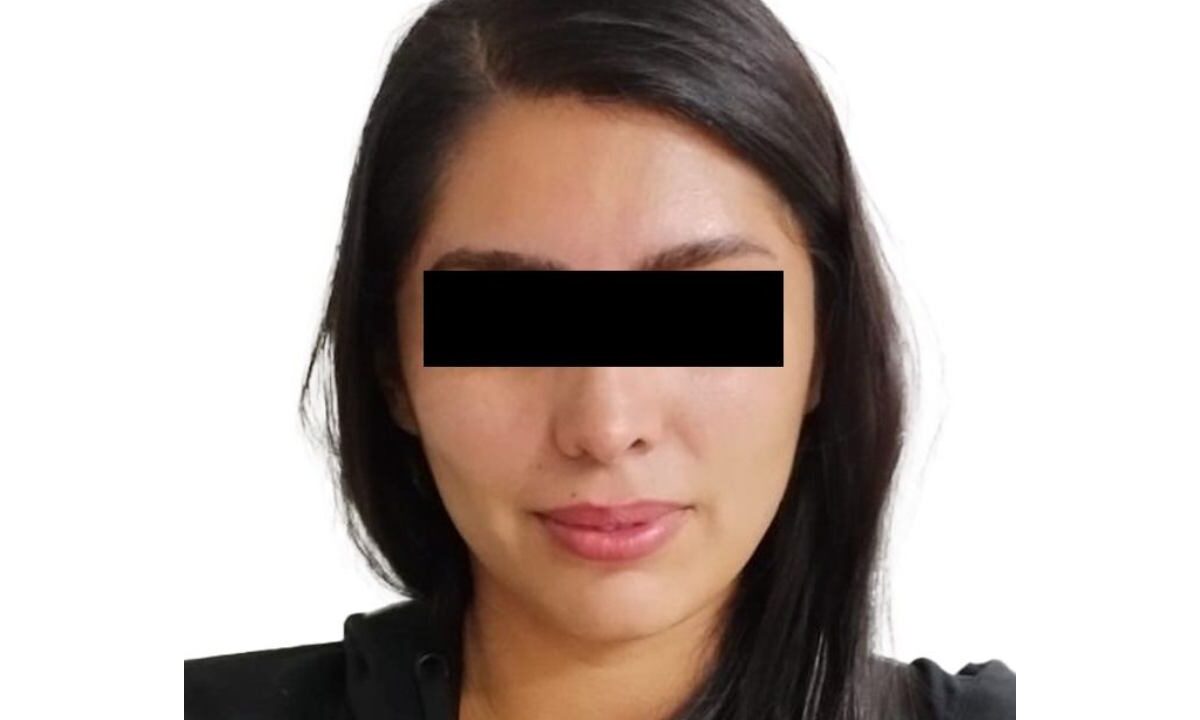 Detienen a Daniela Miruvska, exmiss del Edomex y exfuncionaria del municipio de Atizapán de Zaragoza.