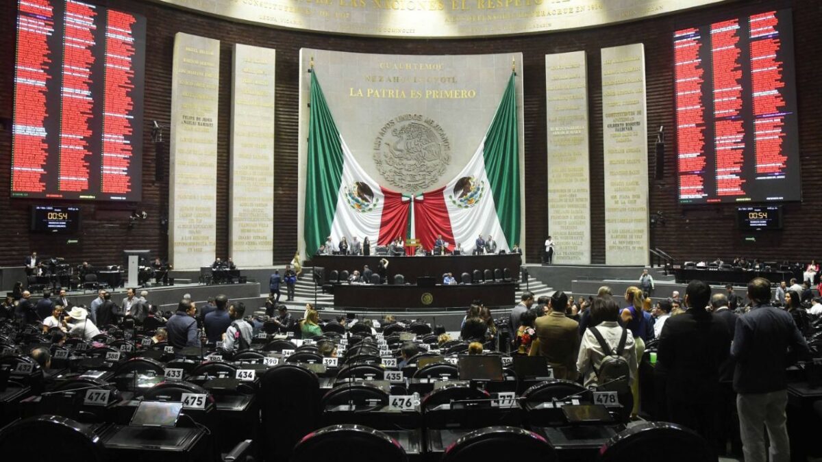 El pleno de San Lázaro aprobó el nuevo reglamento de la Comisión Permanente de la Cámara de Diputados, con una Mesa Directiva más plural.
