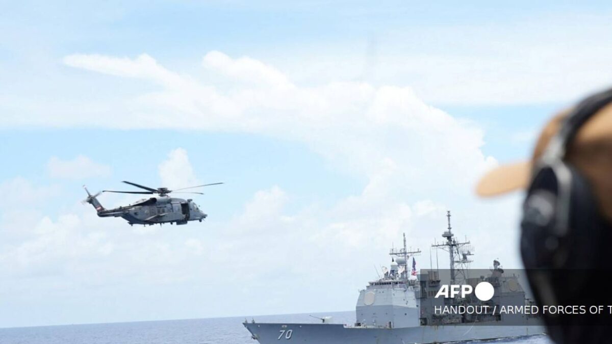 Con portaaviones y aeronaves, China realizó ejercicios militares alrededor de la isla de Taiwán; practicaron ataque a objetivos clave.