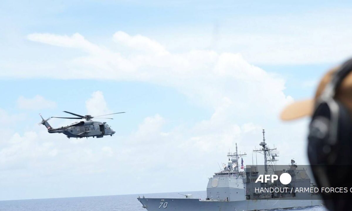 Con portaaviones y aeronaves, China realizó ejercicios militares alrededor de la isla de Taiwán; practicaron ataque a objetivos clave.