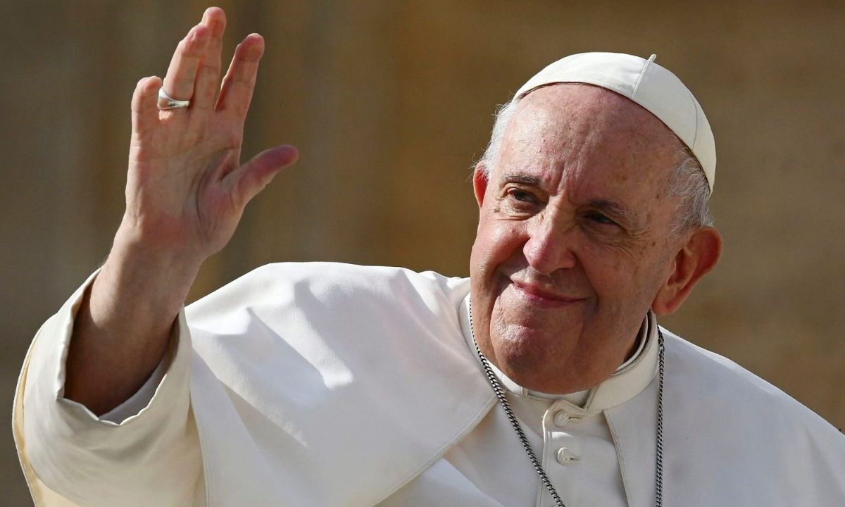 El papa Francisco murió por un derrame cerebral: El Vaticano