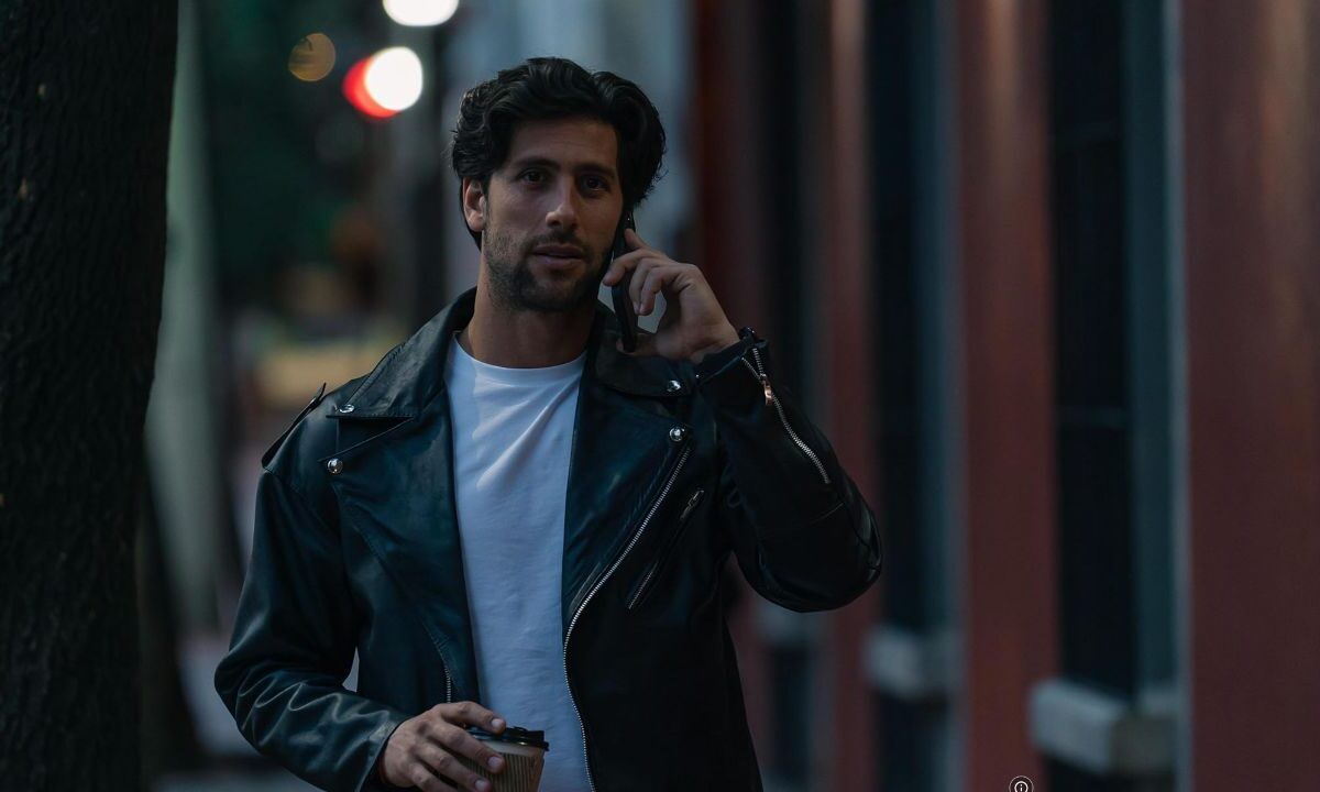 La cinta es un remake de un filme español del mismo título, la cual se estrenó en 2021