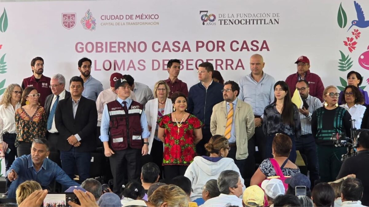 Autoridades del Gobierno CDMX y de la alcaldía ÁO, tuvieron una jornada de Casa por Casa.