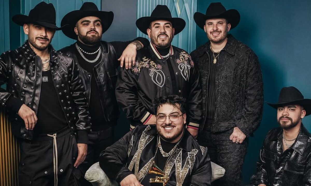Grupo Frontero estrena su Tiny Desk Concert