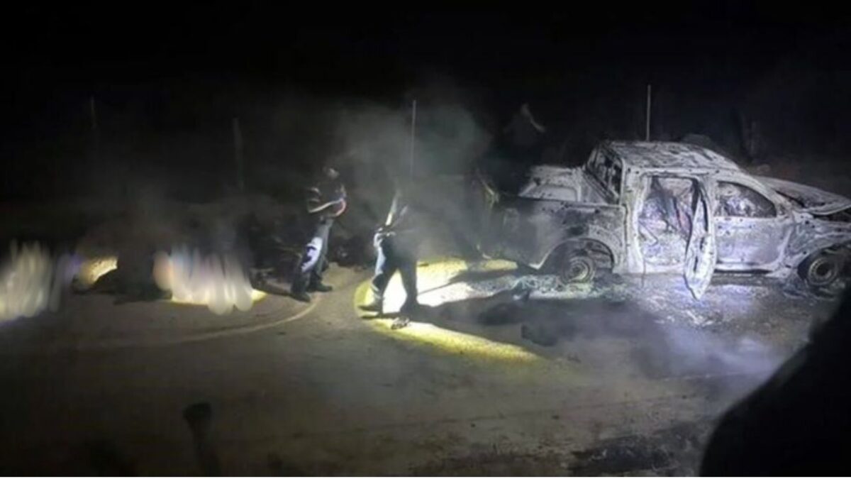 Luego de un presunto enfrentamiento entre grupos criminales, autoridades hallaron los cuerpos de 11 civiles armados en Rancho Viejo, Guerrero.