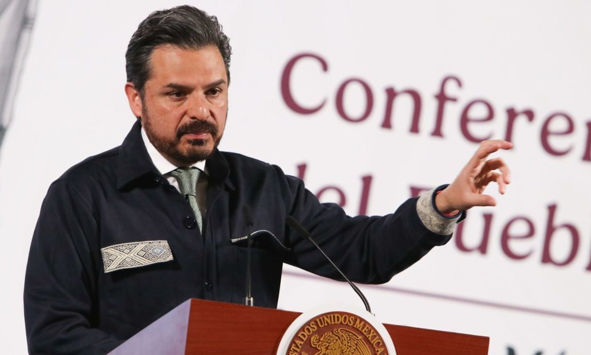 Zoé Robledo, director general del Instituto Mexicano del Seguro Social (IMSS), adelantó que este martes, la Secretaría de Salud va a presentar una reporte sobre el desabasto de medicamentos y los casos de tosferina que hay en el país, en la conferencia matutina de la presidenta Claudia Sheinbaum.
