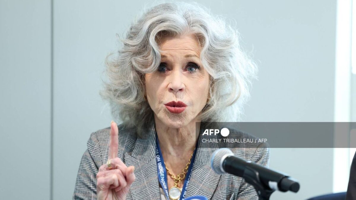 Jane Fonda al acusó al presidente Donald Trump, de hacer un "pacto con el diablo" por su apoyo a la explotación de combustibles fósiles.