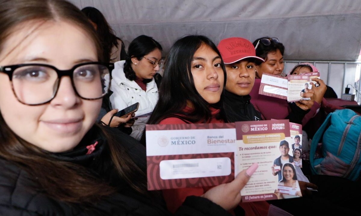 Algunos beneficiarios de las Becas para el Bienestar recibirán su tarjeta hasta pasando la elección judicial