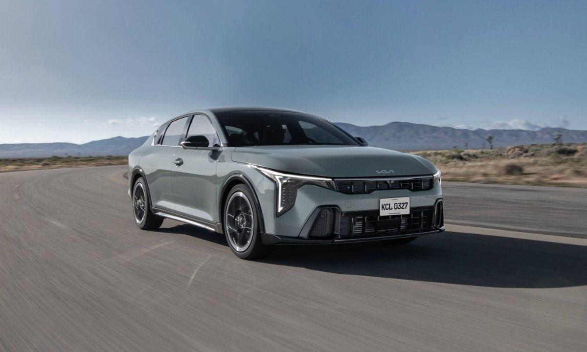 Kia coreana con K4 dio a conocer la versión 2026 de este sedán, que presume como el más moderno en su segmento