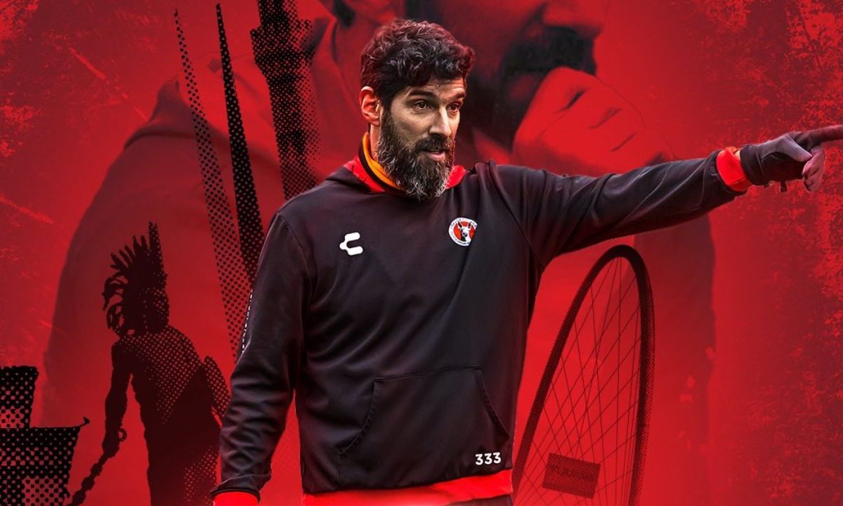 "El Loco" Abreu llega al banquillo de Xolos de Tijuana en sustitución de Juan Carlos Osorio.