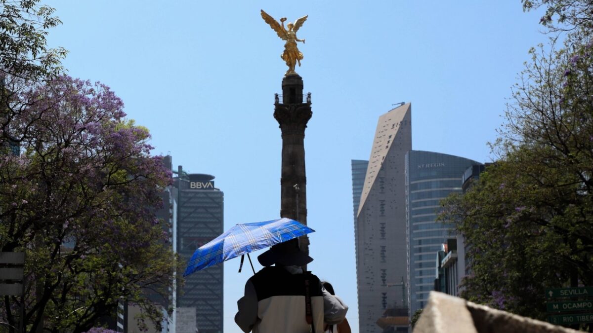 En entidades del sur y sureste de México, se pronostican lluvias fuertes a muy fuertes con descargas eléctricas