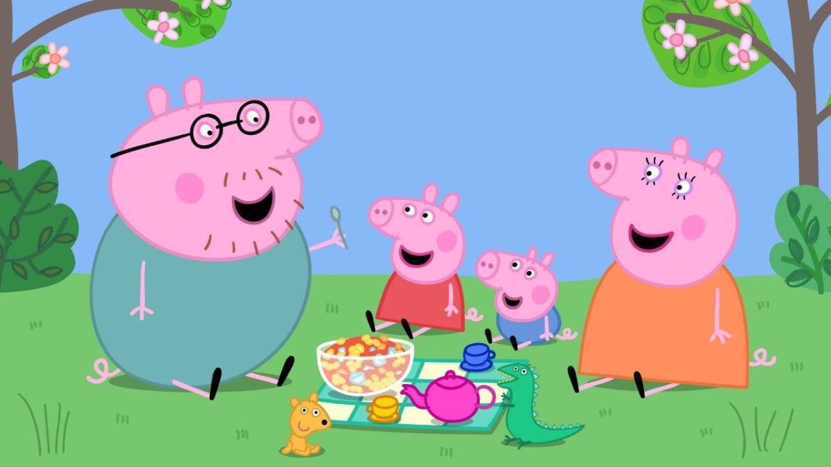 Mamá de Peppa pig se roba portada de revista por su embarazo