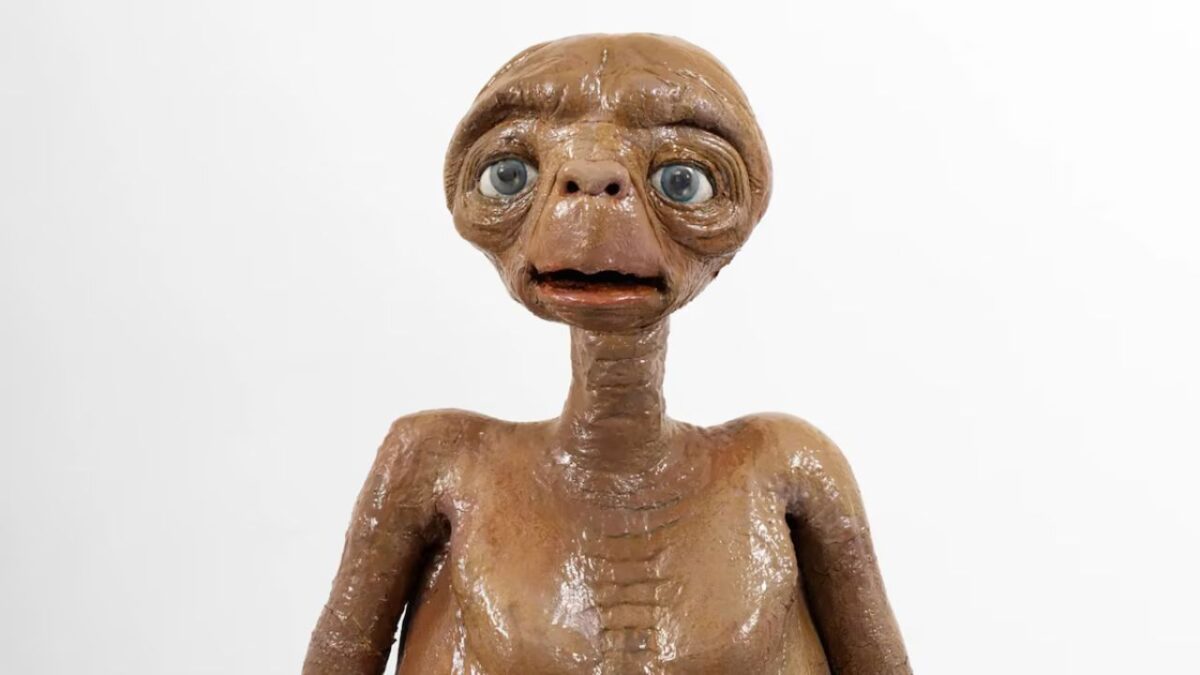 Modelo original de ET se quedó sin comprador en subasta de Nueva York.