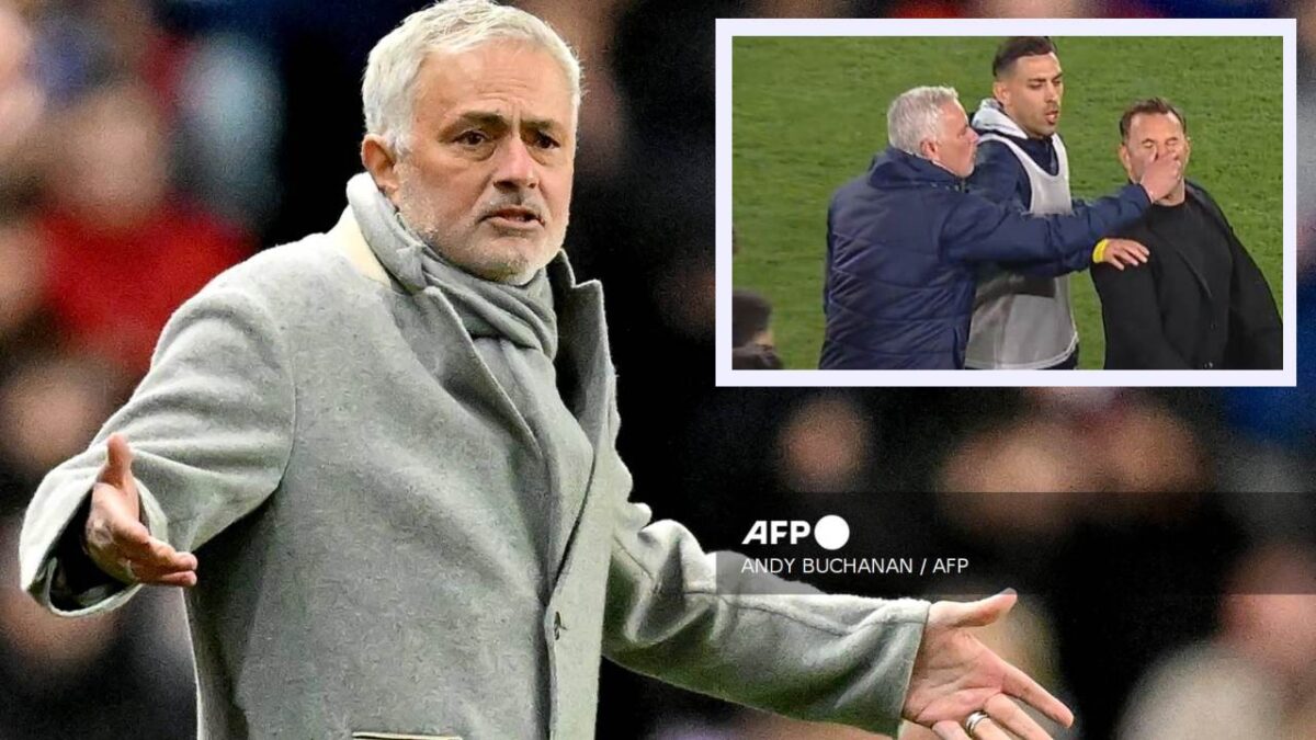 Mourinho se acercó al técnico rival, Okan Buruk, y le agarró la nariz con intensiones de jalarla.