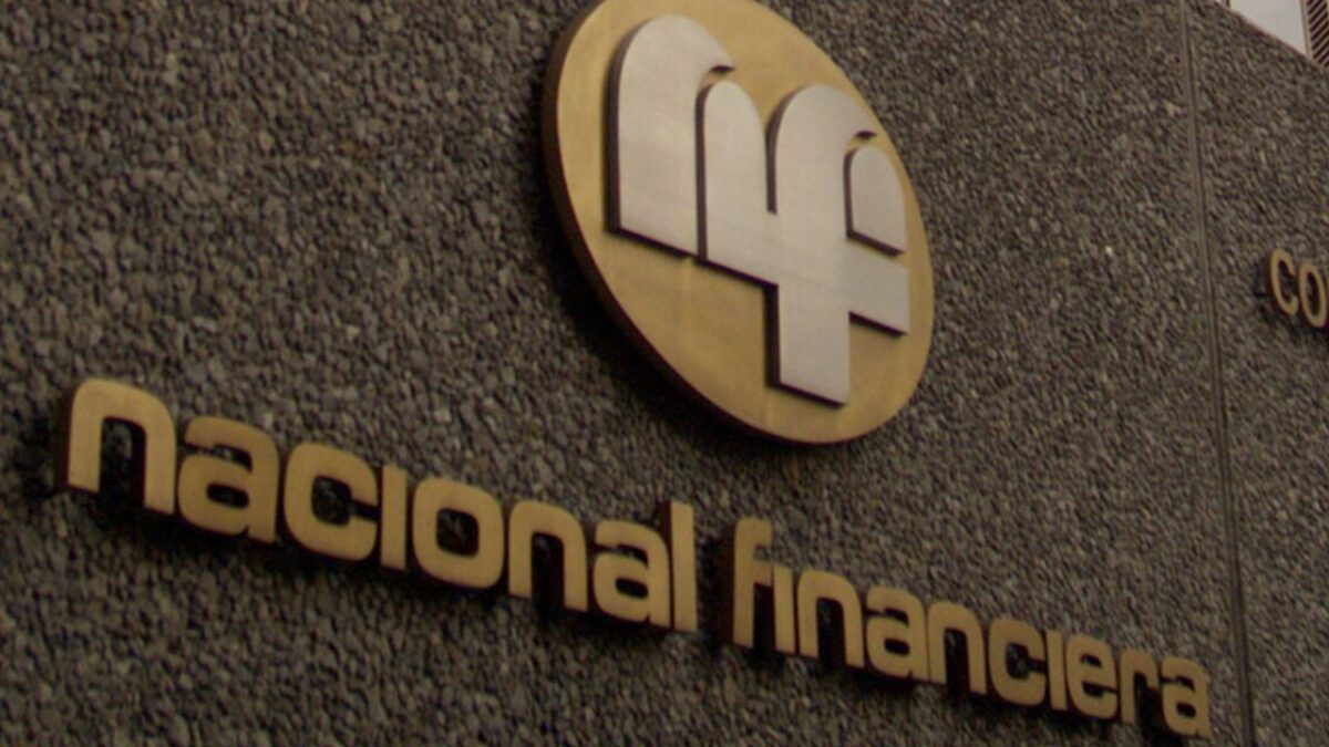 Fachada exterior de Nacional Financiera (Nafin)
