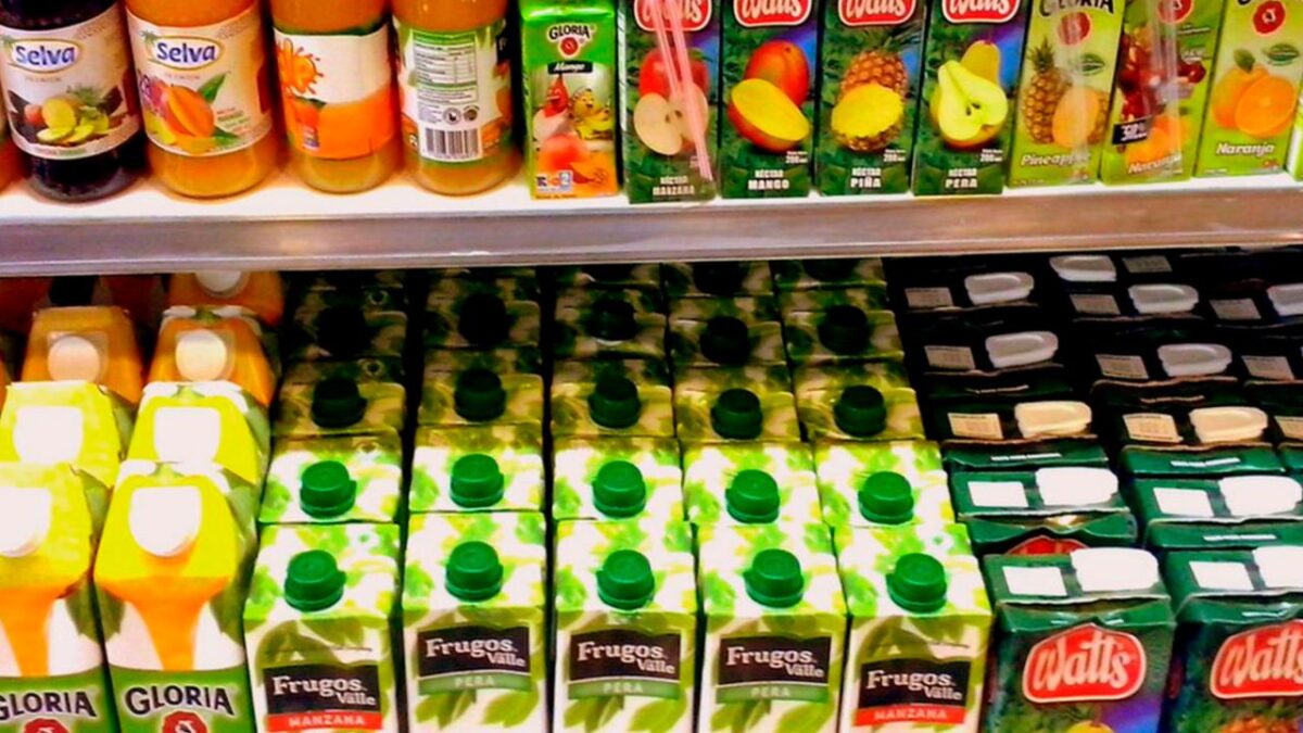 Mira las bebidas y jugos que Profeco desmiente