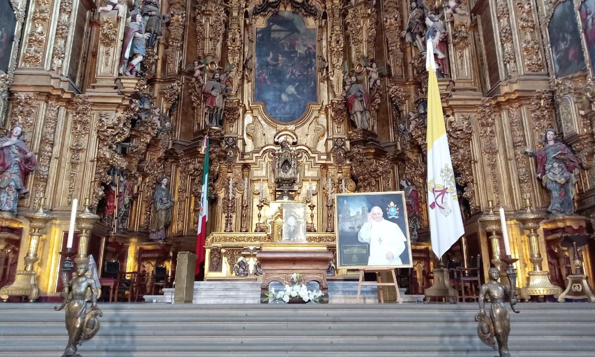 Despiden con misa en la Catedral Metropolitana al Papa Francisco /Miguel Martínez Corona