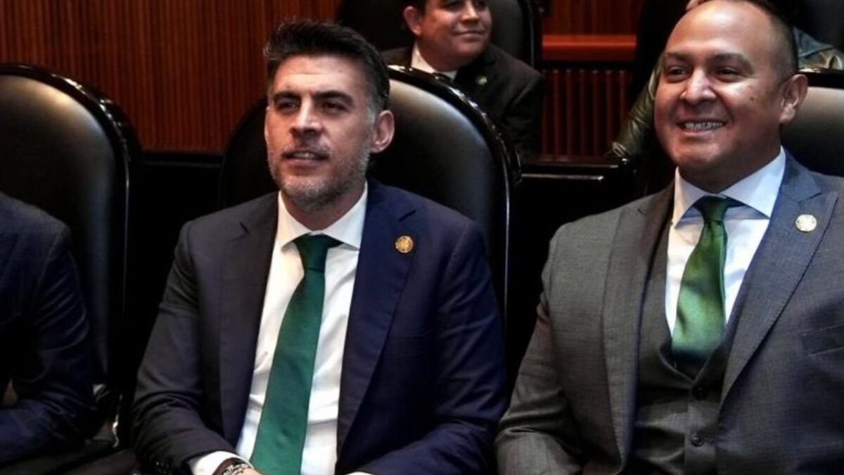 El diputado federal del PVEM, Julio Scherer, presentó una iniciativa para proteger a niños y adolescentes de los riesgos del entorno digital.