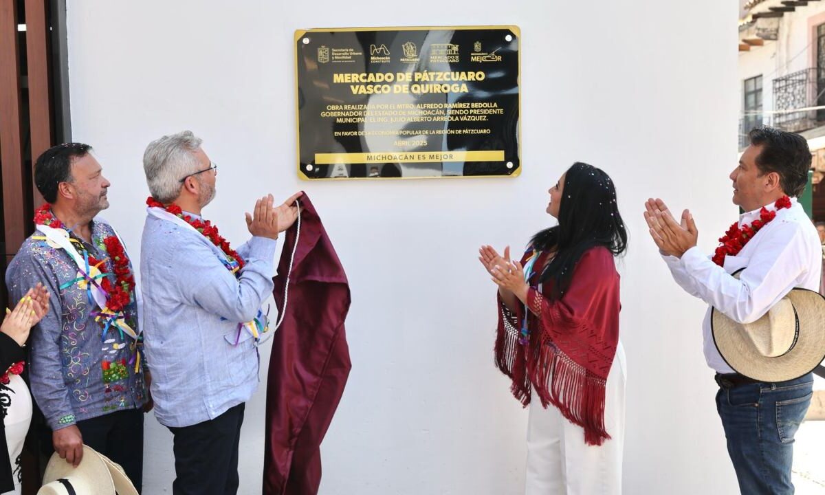 El gobernador de Michoacán, Alfredo Ramírez Bedolla, inauguró el nuevo mercado de Pátzcuaro.
