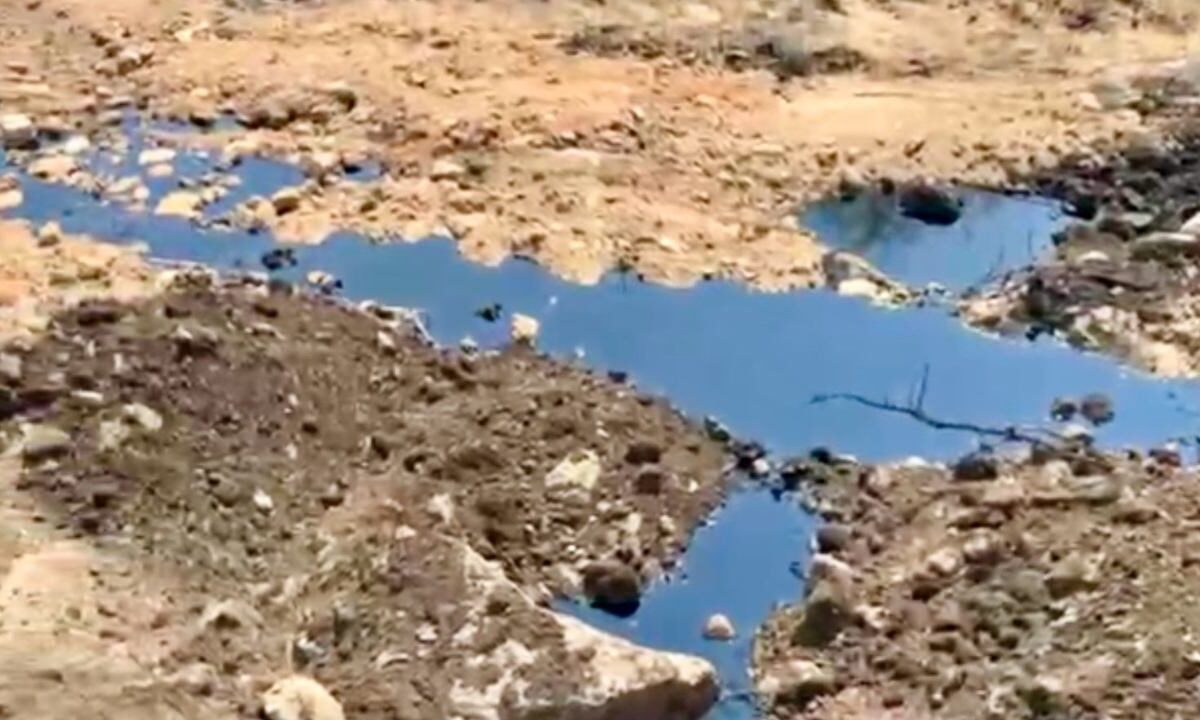 Reportan nueva fuga de combustóleo en Salina Cruz; los vecinos solicitan la intervención de las autoridades.