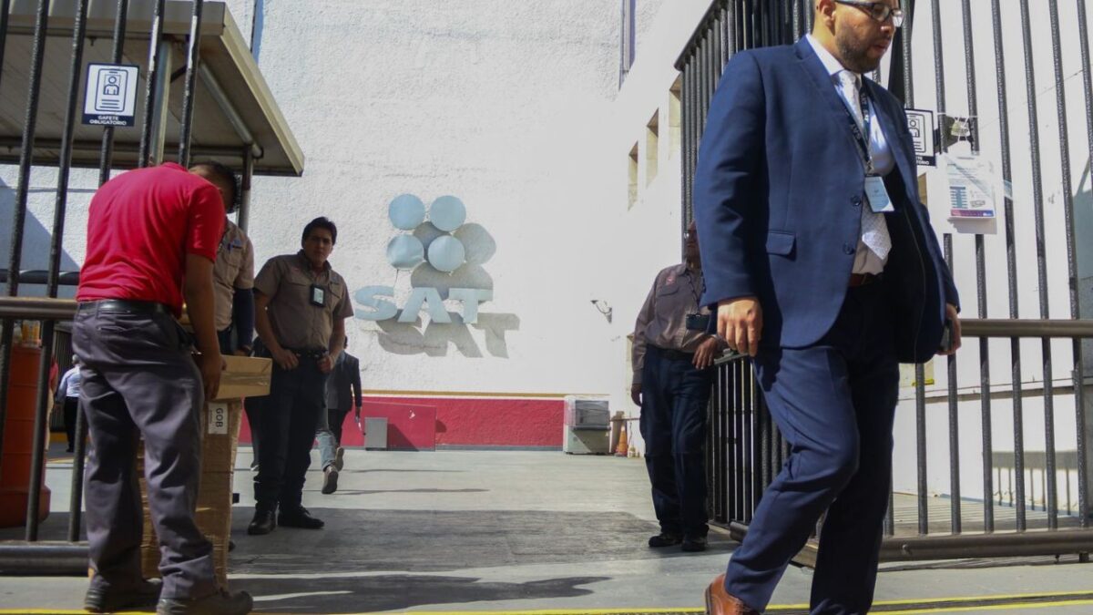 El SAT asegura que el tiempo promedio en que se hacen las devoluciones es de ocho días hábiles, menos de lo establecido en el Código Fiscal.