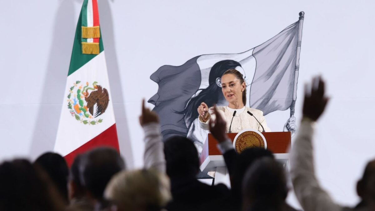La presidenta Claudia Sheinbaum apuesta por más educación en lugar de la prohibición de los "narcocorridos".