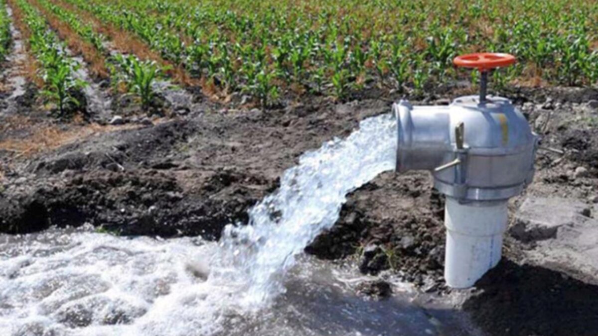 Sheinbaum busca recuperar las concesiones del agua