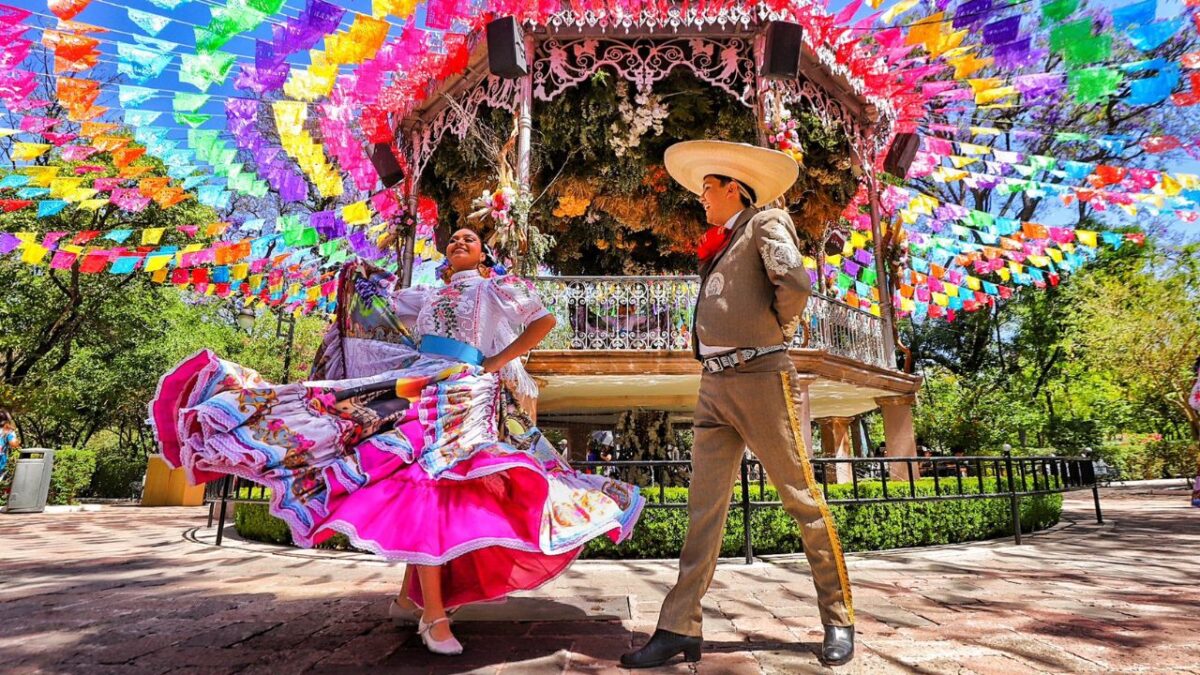 La tradicional Feria Nacional de San Marcos en el estado de Aguascalientes dio inicio este 19 de abril sin el conteo regresivo oficial.