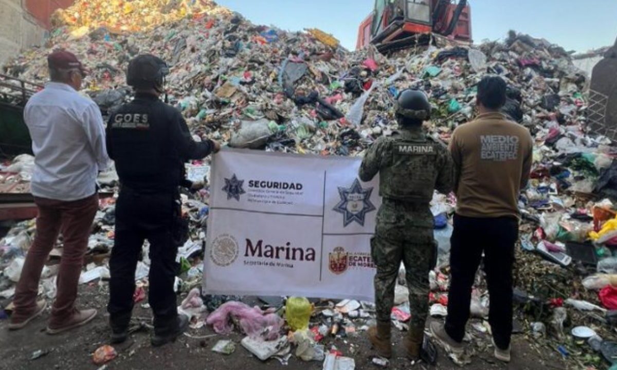 Dos tiraderos y tres recicladoras de basura clandestinos quedaron suspendidos en Ecatepec, Estado de México.