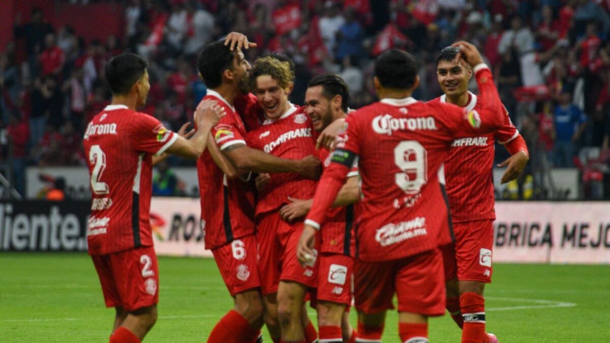 Toluca derrota en casa a Santos y es líder, junto con América igualados con 30 puntos, del Clausura 2025.