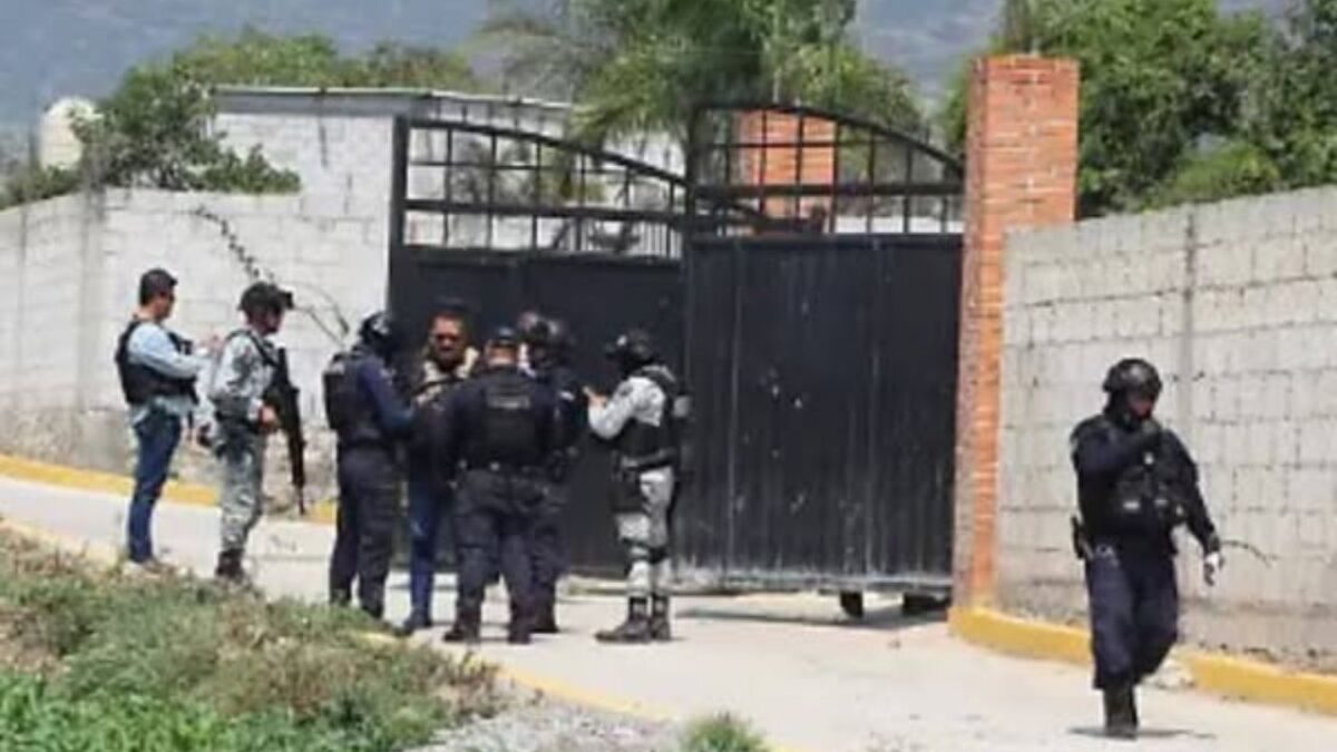 Asesinan a tres personas en Veracruz; dos de las víctimas serían familiares del alcalde de Maltrata.