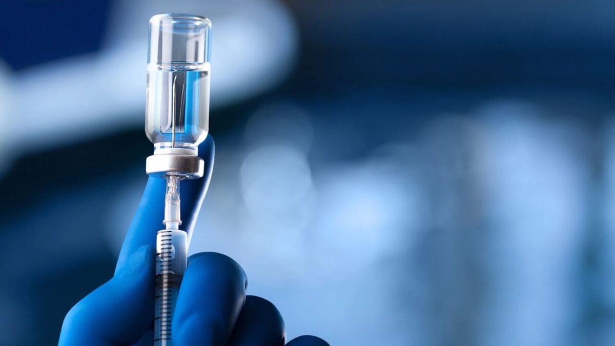 Vacuna rusa contra el cáncer iniciará pruebas en humanos