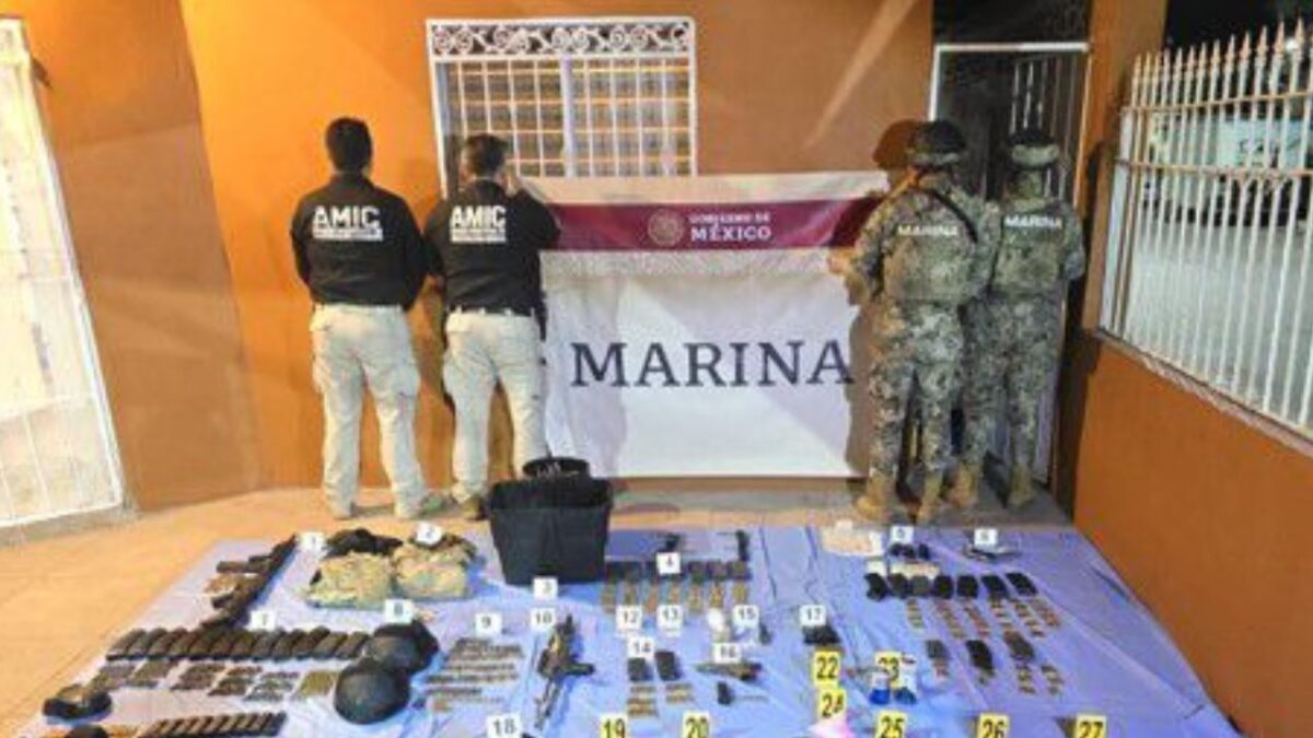 Con armas largas y drogas, caen 9 de 'Los Salazar' en Sonora