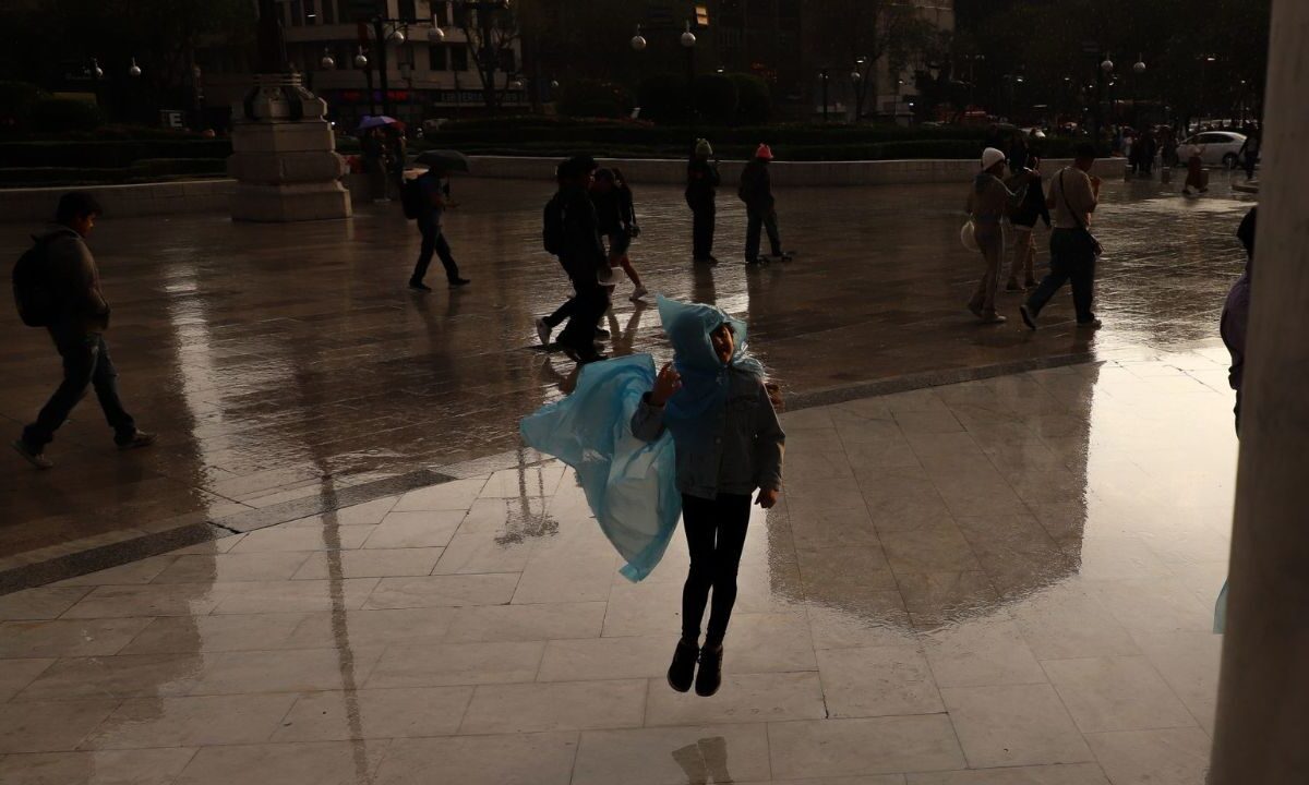 Saca el paraguas, siguen las lluvias para este domingo 25 de mayo
