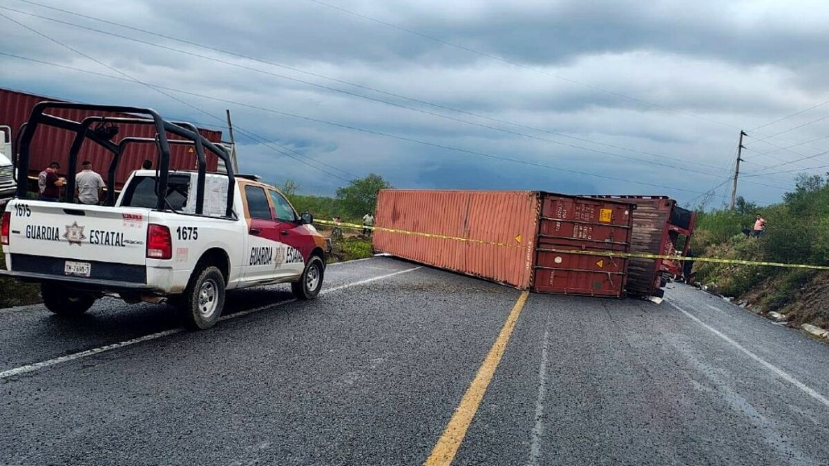 Accidente carretero en Villagrán, Tamaulipas, deja 6 muertos y múltiples heridos.