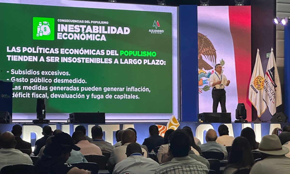 "Alito" Moreno habla sobre los programas sociales que solía defender