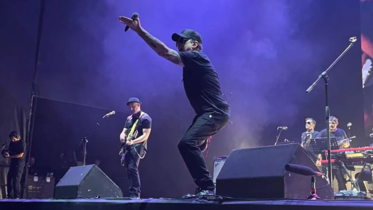 Andrés Calamaro, cantante de rock argentino y amante de la tauromaquia, arremetió contra la ley colombiana que prohibe las corridas de toros.