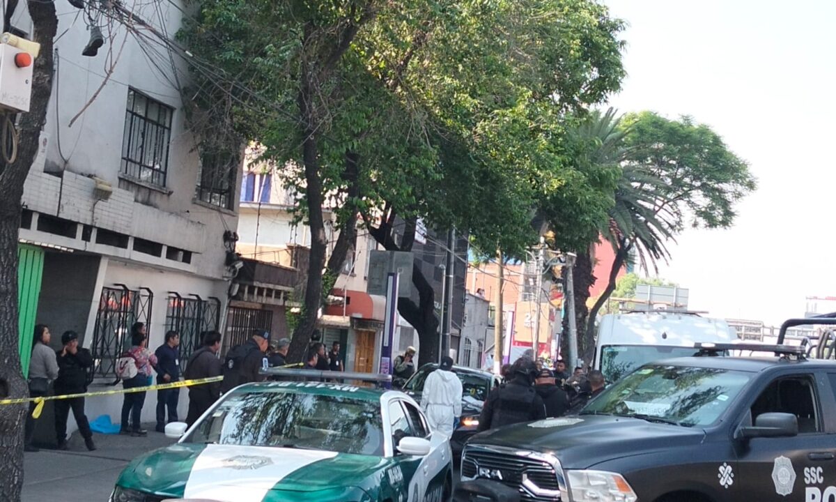 Asesinan a dos colaboradores de Clara Brugada en un ataque en Tlalpan