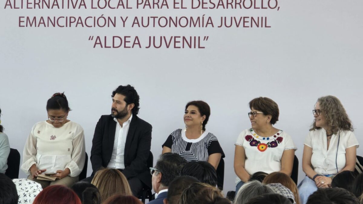 La jefa de Gobierno, Clara Brugada, presentó el programa “Alternativo Local para el Desarrollo, Emancipación y Autonomía (ALDEA) Juvenil, a fin de apoyar a jóvenes en situaciones de desigualdad, violencia y exclusión a generar un proyecto de vida en un tiempo de un año; serán cerca de 3 mil beneficiarios.