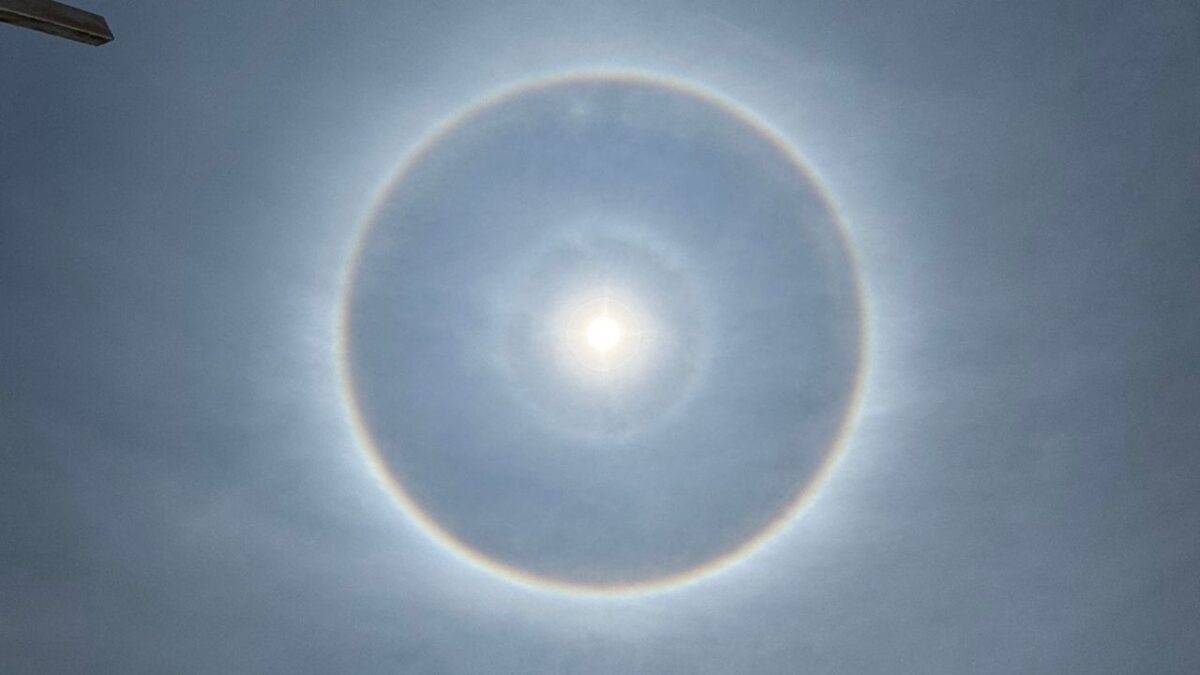 Capitalinos atestiguan nuevo Halo Solar en el cielo