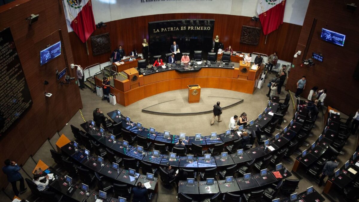 La reforma constitucional para prohibir los vapeadores, cigarrillos electrónicos y dispositivos similares, fue aprobada por el Senado el pasado diciembre.