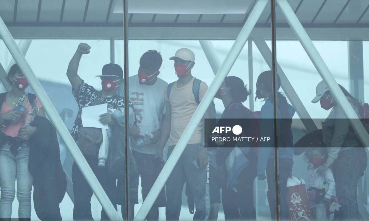 La Corte de Estados Unidos permitió a Trump revocar protección legal a más de 500 mil migrantes.