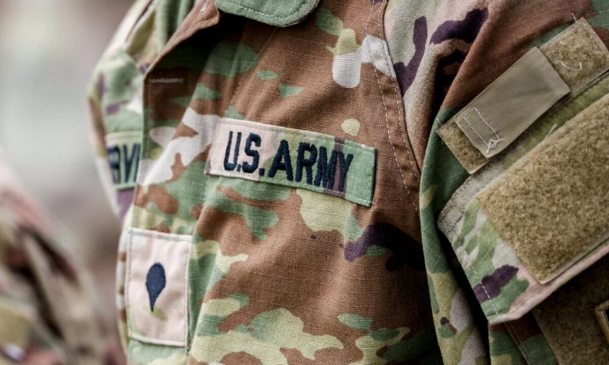 La Suprema Corte de EU da vía libre a Trump para prohibir personas trans en el ejercito