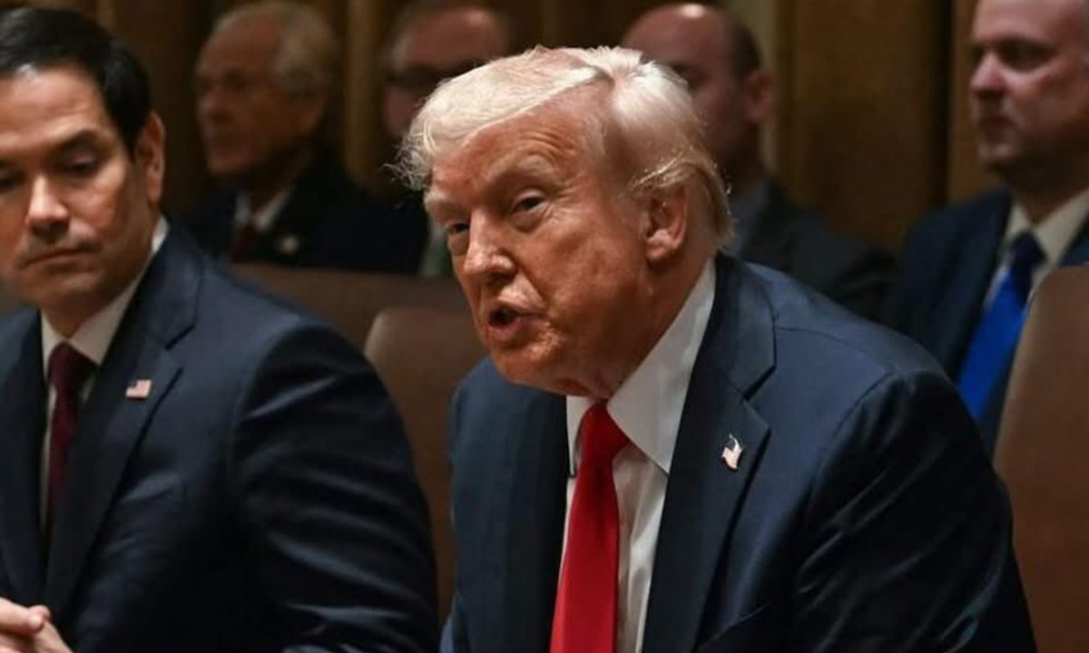 Juez suspende aranceles recíprocos de Trump.