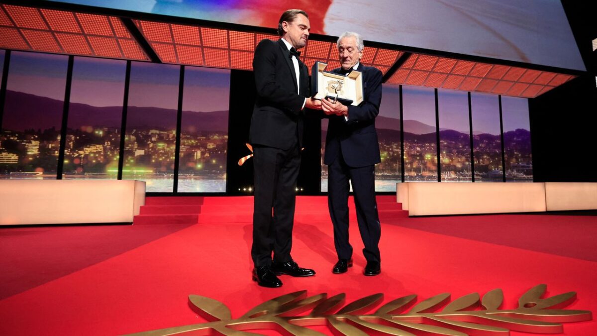 De Niro recibió la Palma de Oro honorífica en la inauguración de Cannes, también se rindió tributo a la fotoperiodista palestina Hassouna.