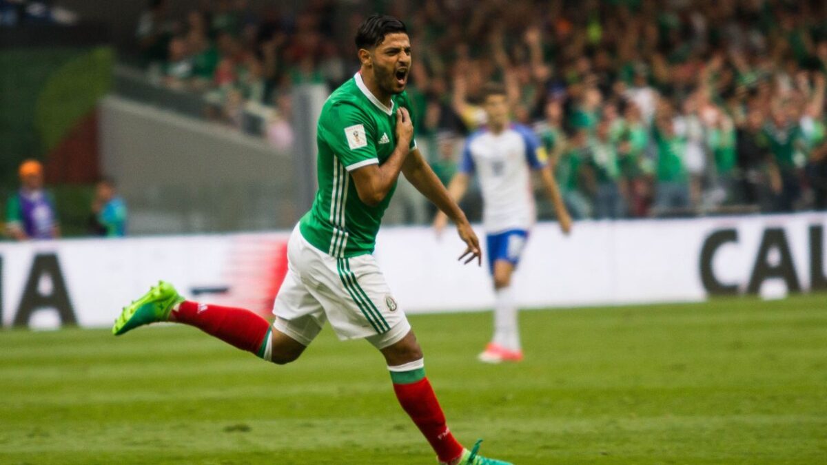 Estos son los mejores momentos en la carrera de Carlos Vela