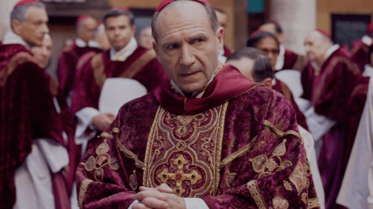 El próximo cónclave para elegir al nuevo Papa ha ganado un grupo de observadores interesados, tras el éxito de la película Cónclave.